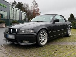 Schwarz Gebraucht 1997 BMW 320 Cabriolet M Sport Cabrio | 7.499 € (Fairer Preis)