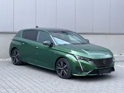 Lackierung olivgrün/typ aussen Gebraucht 2023 Peugeot 308 GT Limousine | 25.500 € (Superpreis)