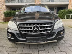 Schwarz Gebraucht 2009 Mercedes ML420 SUV | 6.000 € (Fairer Preis)