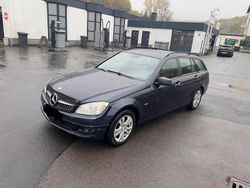 Blau Gebraucht 2010 Mercedes C200 Kombi | 4.900 €