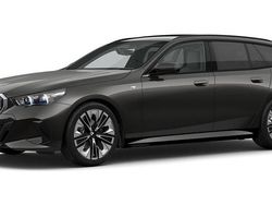 Grau Gebraucht 2025 BMW 520 Comfort Edition Kombi | 60.976 € (Fairer Preis)