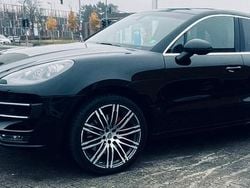 Schwarz Gebraucht 2015 Porsche Macan Turbo SUV | 31.000 € (Guter Preis)