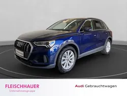 Blau Gebraucht 2022 Audi Q3 Ambiente SUV | 30.980 € (Guter Preis)