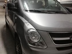 Grau Gebraucht 2009 Hyundai H-1 Van | 7.000 €