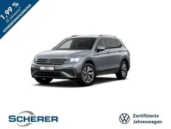 Platinum grey metallic (metallic) Gebraucht 2024 VW Tiguan Allspace Life SUV | 34.900 € (Superpreis)