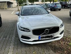 Weiß Gebraucht 2018 Volvo V90 Kombi | 15.500 €