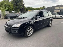 Schwarz Gebraucht 2005 Ford Focus Ghia Kombi | 2.500 € (Fairer Preis)