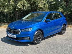 Blau Neu 2025 Skoda 105 Limousine | 18.088 €