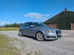 Silber Gebraucht 2011 Audi A3 Ambition Limousine | 8.750 € (Etwas zu teuer)