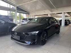 Jet black Neu 2025 Mazda 3 Nagisa Limousine | 29.990 € (Fairer Preis)