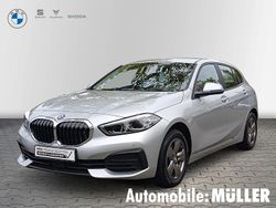 Silber Gebraucht 2021 BMW 118 Advantage Kleinwagen | 23.850 € (Fairer Preis)