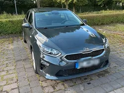 Grau Gebraucht 2021 Kia Ceed Edition 7 Limousine | 13.500 € (Guter Preis)