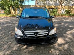Schwarz Gebraucht 2012 Mercedes Viano Van / Kleinbus | 13.500 € (Guter Preis)