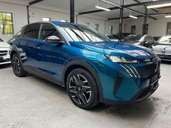 Blau Gebraucht 2024 Peugeot 3008 Allure SUV | 25.870 € (Etwas zu teuer)