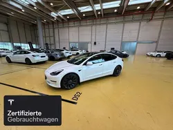 Pearl white multicoat Gebraucht 2020 Tesla Model 3 Performance Limousine | 27.100 € (Fairer Preis)