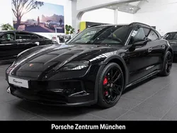 Tiefschwarzmetallic Gebraucht 2025 Porsche Taycan 4S Cross Turismo Limousine | 146.189 €