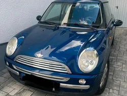 Blau Gebraucht 2004 Mini ONE Kleinwagen | 2.100 € (Fairer Preis)