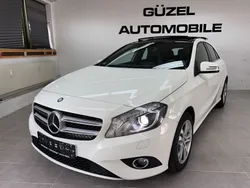 Calcitweiss unilack Gebraucht 2014 Mercedes A180 Urban Limousine | 11.980 € (Fairer Preis)