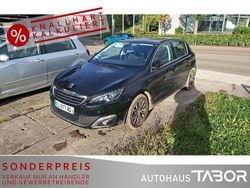 Lackierung schwarz perla nera/ Gebraucht 2016 Peugeot 308 Allure Limousine | 6.685 € (Superpreis)