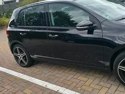 Schwarz Gebraucht 2010 VW Golf VI Kleinwagen | 3.600 € (Fairer Preis)