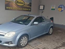 Hell blau metallic Gebraucht 2006 Opel Tigra Edition Cabrio | 1.400 € (Fairer Preis)
