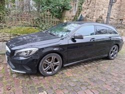Schwarz Gebraucht 2017 Mercedes CLA200 Shooting Brake Kombi | 14.900 € (Guter Preis)