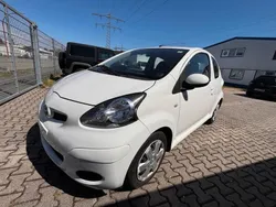 Weiß Gebraucht 2010 Toyota Aygo Kleinwagen | 2.000 € (Superpreis)