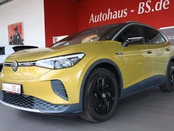 Gelb Gebraucht 2021 VW ID.4 Pro Performance SUV | 26.849 € (Guter Preis)