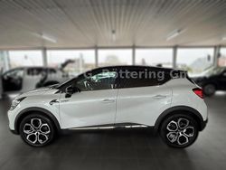 Weiß metallic Gebraucht 2023 Mitsubishi ASX Top SUV | 30.650 € (Etwas zu teuer)