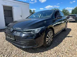 Deep black Gebraucht 2021 VW Golf VIII Kleinwagen | 15.999 € (Guter Preis)