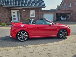 Rot Gebraucht 2017 Audi TT Roadster Sport Cabrio | 29.900 € (Guter Preis)