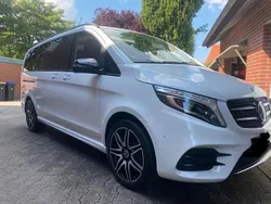 Weiß Gebraucht 2018 Mercedes V250 Exclusive Van / Kleinbus | 49.500 € (Teuer)