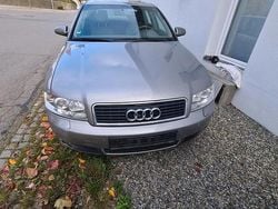 Silber Gebraucht 2002 Audi A4 Limousine | 3.200 € (Fairer Preis)