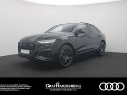 Mythosschwarz metallic Gebraucht 2022 Audi Q8 Ambiente SUV | 62.880 € (Fairer Preis)