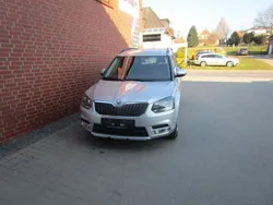 Silber Gebraucht 2016 Skoda Yeti Cool Edition SUV | 12.100 € (Fairer Preis)