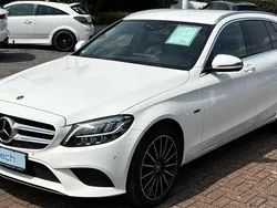 Weiß Gebraucht 2019 Mercedes C300e Kombi | 16.950 € (Guter Preis)