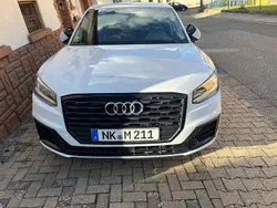 Weiß Gebraucht 2019 Audi Q2 Design SUV | 17.300 € (Guter Preis)