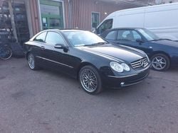Schwarz Gebraucht 2004 Mercedes CLK270 Avantgarde Coupé | 4.599 €