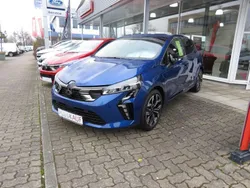 Blau Neu 2024 Mitsubishi Colt Select Limousine | 22.490 € (Teuer)