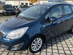 Blau Gebraucht 2013 Opel Meriva Active Van / Kleinbus | 5.900 € (Fairer Preis)