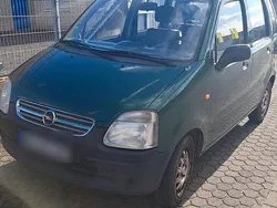 Grün Gebraucht 2001 Opel Agila Kleinwagen | 600 € (Fairer Preis)