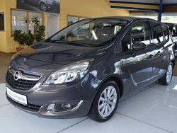 Grau Gebraucht 2014 Opel Meriva Style Van / Kleinbus | 8.880 € (Fairer Preis)