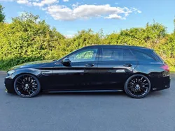 Schwarz Gebraucht 2019 Mercedes C63 AMG AMG Kombi | 52.000 €