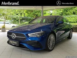 Blau Gebraucht 2024 Mercedes CLA200 Shooting Brake AMG Kombi | 30.890 € (Fairer Preis)
