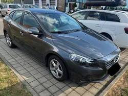 Grau Gebraucht 2014 Volvo V40 You! Kombi | 8.699 € (Superpreis)