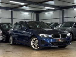 Phytonicblau metallic Gebraucht 2023 BMW 320 Kombi | 30.890 € (Guter Preis)