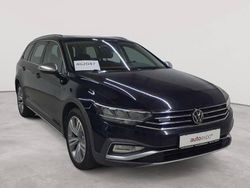 Deep black perleffekt Gebraucht 2021 VW Passat Alltrack Kombi | 21.390 € (Fairer Preis)