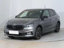 Graphitegrau metallic Gebraucht 2025 Skoda Fabia Monte Carlo Limousine | 20.740 € (Guter Preis)