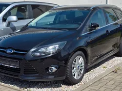 Schwarz Gebraucht 2013 Ford Focus Titanium Kombi | 6.990 € (Fairer Preis)