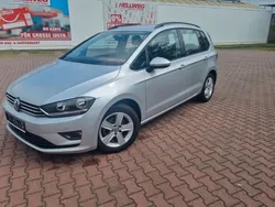 Silber Gebraucht 2014 VW Golf Sportsvan Comfortline Van / Kleinbus | 11.000 € (Fairer Preis)